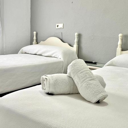 Hostal Carlos III Aldea Quintana Eksteriør bilde