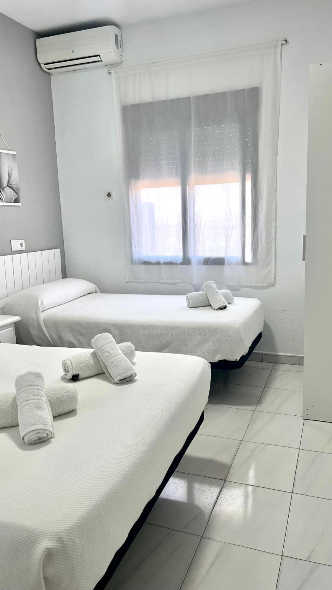 Hostal Carlos III Aldea Quintana Eksteriør bilde